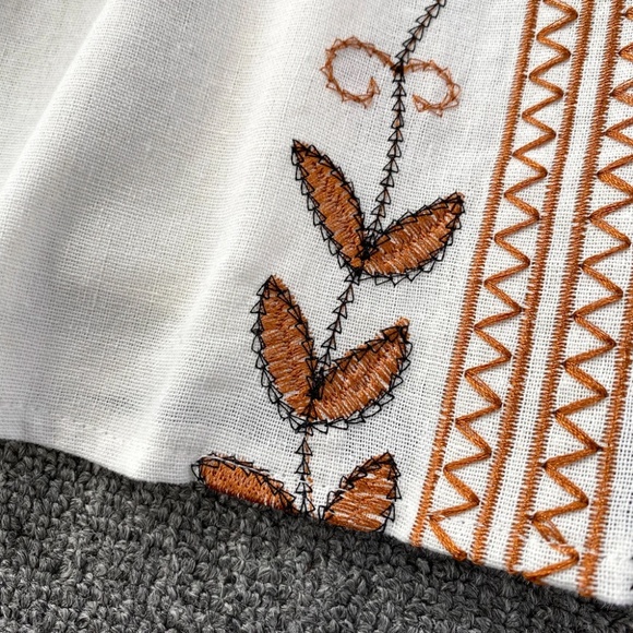 010 Boho Cotton Embroidered Floral Tassel Neck Tie Blouse - Picture 6 of 8